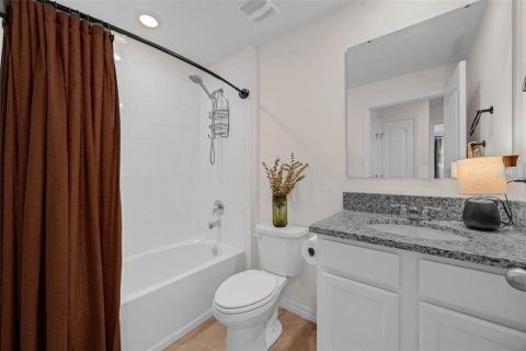 Adosado en venta en Winter Garden, Florida, 3 dormitorios, 145.67 m2 № 1900707 - foto 17