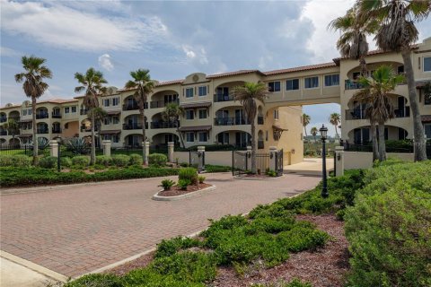 Condo in Flagler Beach, Florida, 3 bedrooms  № 2102528 - photo 2