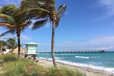 Condo in Sunrise, Florida, 1 bedroom  № 1762366 - photo 26
