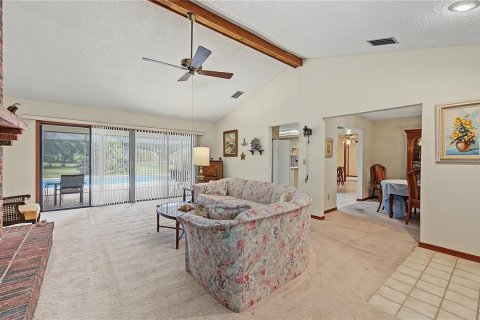Casa en venta en Palm Harbor, Florida, 4 dormitorios, 173.73 m2 № 2386249 - foto 4