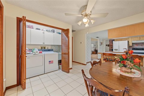Casa en venta en Palm Harbor, Florida, 4 dormitorios, 173.73 m2 № 2386249 - foto 17