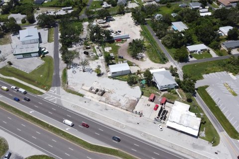 Commercial property in Punta Gorda, Florida № 1850275 - photo 4