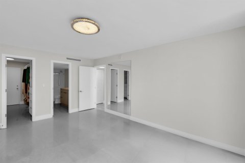 Condominio en venta en Aventura, Florida, 2 dormitorios, 120.77 m2 № 2145996 - foto 28