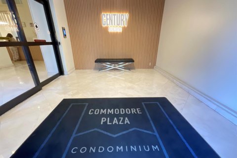 Condominio en venta en Aventura, Florida, 2 dormitorios, 120.77 m2 № 2145996 - foto 4