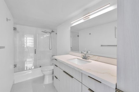 Condominio en venta en Aventura, Florida, 2 dormitorios, 120.77 m2 № 2145996 - foto 29