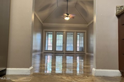 Condo in Jacksonville, Florida, 2 bedrooms  № 822224 - photo 1