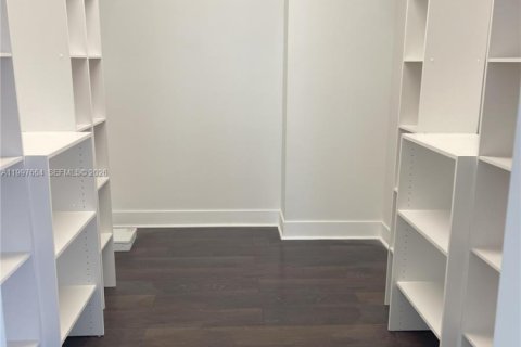 Adosado en alquiler en Miami, Florida, 3 dormitorios, 139.35 m2 № 2060875 - foto 7