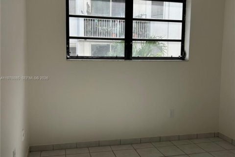 Copropriété à vendre à Miami Beach, Floride: 2 chambres, 81.29 m2 № 2046311 - photo 9