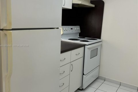 Copropriété à vendre à Miami Beach, Floride: 2 chambres, 81.29 m2 № 2046311 - photo 7