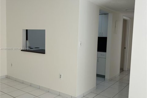 Copropriété à vendre à Miami Beach, Floride: 2 chambres, 81.29 m2 № 2046311 - photo 5