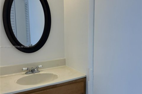 Copropriété à vendre à Miami Beach, Floride: 2 chambres, 81.29 m2 № 2046311 - photo 12