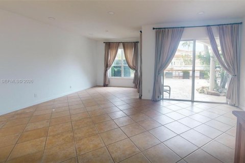 Townhouse in Hollywood, Florida 3 bedrooms, 265.61 sq.m. № 2055431 - photo 4