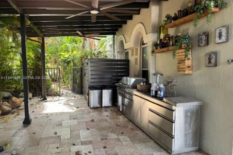 Townhouse in Hollywood, Florida 3 bedrooms, 265.61 sq.m. № 2055431 - photo 27