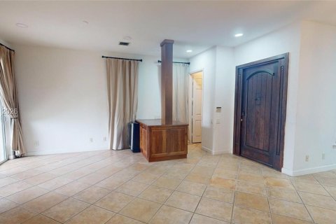 Townhouse in Hollywood, Florida 3 bedrooms, 265.61 sq.m. № 2055431 - photo 5