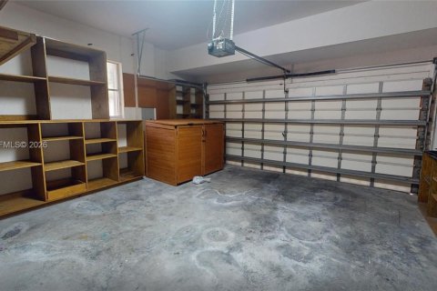 Townhouse in Hollywood, Florida 3 bedrooms, 265.61 sq.m. № 2055431 - photo 26