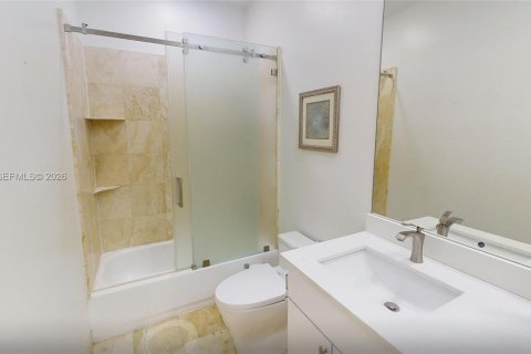 Townhouse in Hollywood, Florida 3 bedrooms, 265.61 sq.m. № 2055431 - photo 17