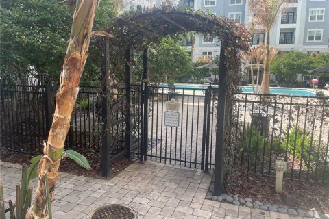 Condo in Orlando, Florida, 1 bedroom № 2098437 - photo 25