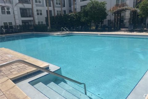 Condo in Orlando, Florida, 1 bedroom № 2098437 - photo 27
