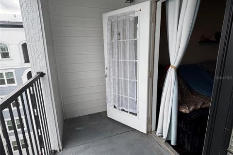 Condo in Orlando, Florida, 1 bedroom № 2098437 - photo 12