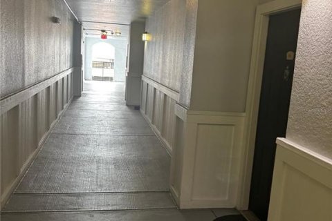 Condo in Orlando, Florida, 1 bedroom № 2098437 - photo 7