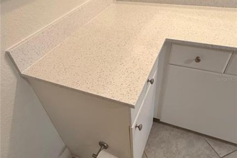 Condo in Orlando, Florida, 1 bedroom № 2098437 - photo 16