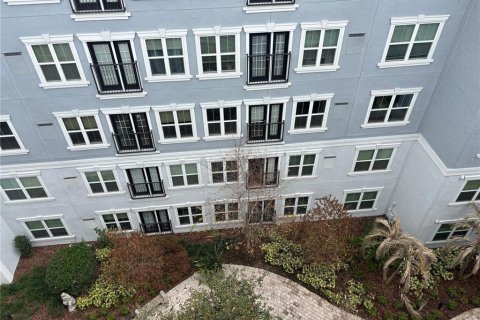 Condo in Orlando, Florida, 1 bedroom № 2098437 - photo 4