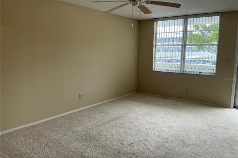 Copropriété à louer à Saint Petersburg, Floride: 1 chambre, 85.93 m2 № 2406470 - photo 11