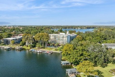 Condo in Winter Park, Florida, 3 bedrooms  № 1538952 - photo 13