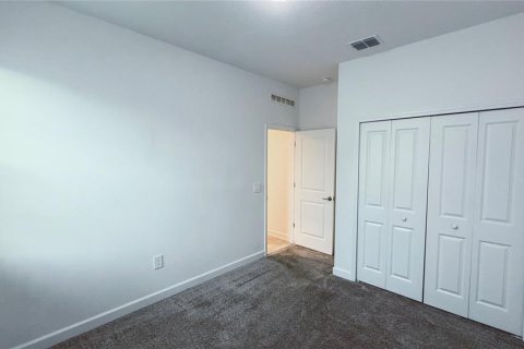 Casa en alquiler en Orlando, Florida, 5 dormitorios, 244.7 m2 № 2277213 - foto 15