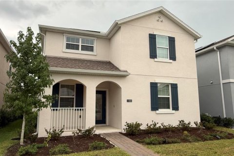 Casa en STOREY PARK en Orlando, Florida 5 dormitorios, 244.7 m2 № 2277213