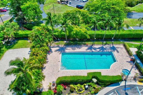 Condo in Boynton Beach, Florida, 3 bedrooms № 2265383 - photo 5