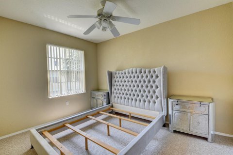 Condo in Boynton Beach, Florida, 3 bedrooms № 2265383 - photo 7