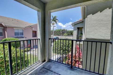 Condo in Boynton Beach, Florida, 3 bedrooms № 2265383 - photo 27