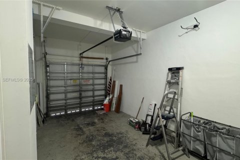 Купить таунхаус в Майами, Флорида 3 спальни, 144.74м2, № 1992553 - фото 29