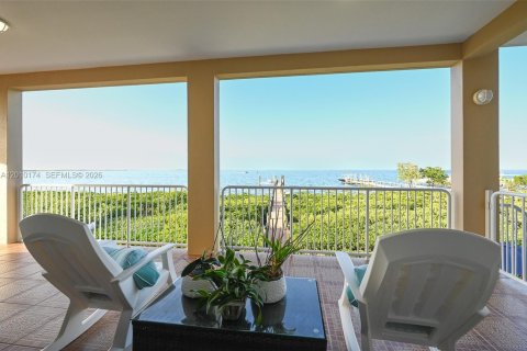 Villa ou maison à vendre à Key Largo, Floride: 5 chambres, 447.97 m2 № 2074863 - photo 6