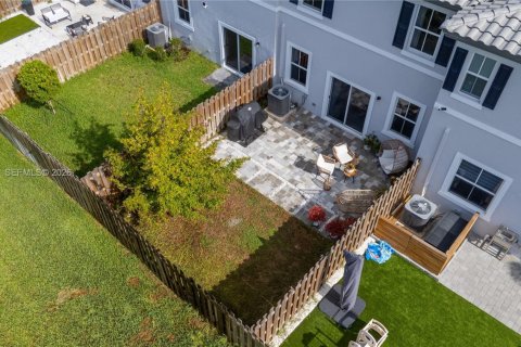 Touwnhouse à louer à Coral Springs, Floride: 3 chambres, 124.86 m2 № 2047144 - photo 10