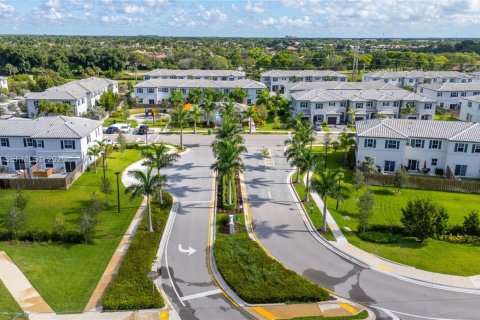 Touwnhouse à Coral Springs, Floride 3 chambres, 124.86 m2 № 2047144