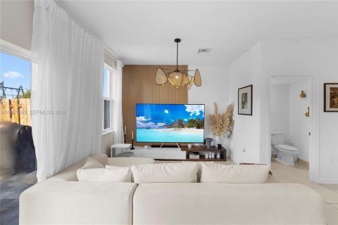 Touwnhouse à louer à Coral Springs, Floride: 3 chambres, 124.86 m2 № 2047144 - photo 5