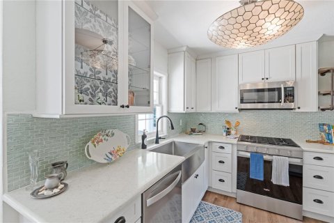 Casa en venta en Clearwater, Florida, 4 dormitorios, 173.63 m2 № 1784673 - foto 12
