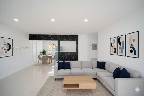 Casa en North Miami Beach, Florida 2 dormitorios, 153.01 m2 № 1970690
