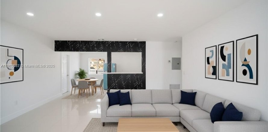Casa en North Miami Beach, Florida 2 dormitorios, 153.01 m2 № 1970690