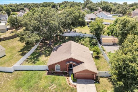 House in Orlando, Florida 4 bedrooms, 148.83 sq.m. № 1835919 - photo 2