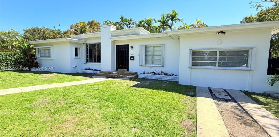 Casa en Miami, Florida 3 dormitorios, 172.33 m2 № 2052583