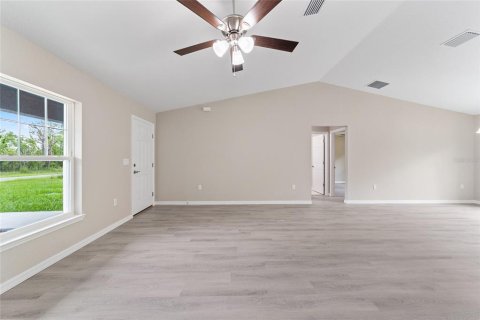 Villa ou maison à vendre à Citrus Springs, Floride: 3 chambres, 144.65 m2 № 1563481 - photo 29