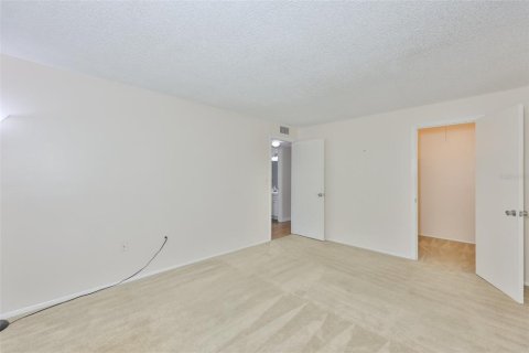 Condominio en venta en Tampa, Florida, 2 dormitorios, 92.9 m2 № 2232443 - foto 15