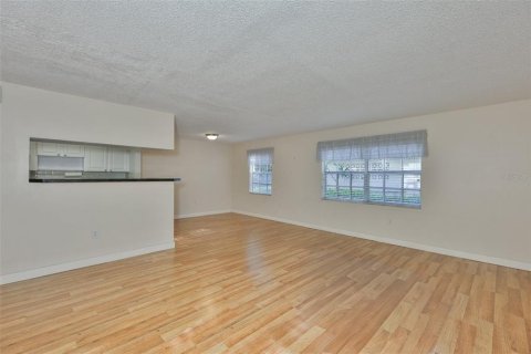 Condominio en venta en Tampa, Florida, 2 dormitorios, 92.9 m2 № 2232443 - foto 6