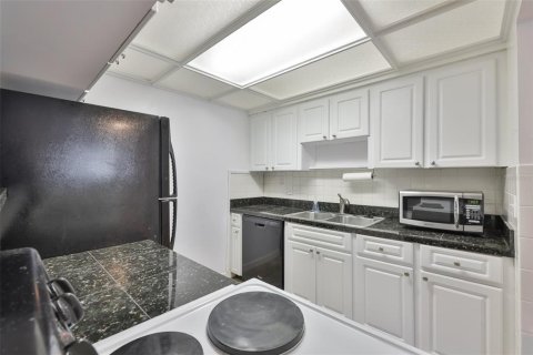 Condominio en venta en Tampa, Florida, 2 dormitorios, 92.9 m2 № 2232443 - foto 13