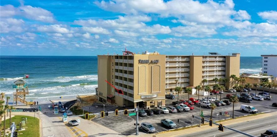 Condominio en Daytona Beach, Florida, 1 dormitorio  № 1540772