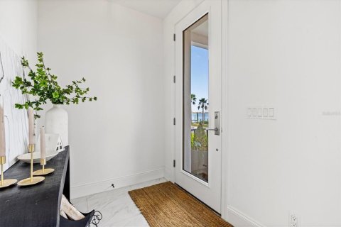 Casa en venta en Bradenton, Florida, 4 dormitorios, 302.4 m2 № 1570891 - foto 13