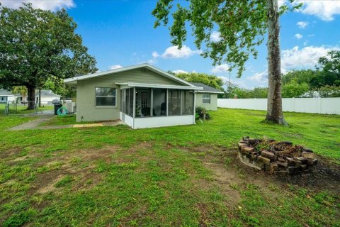 Villa ou maison à vendre à Belleview, Floride: 3 chambres, 148.83 m2 № 2289775 - photo 5